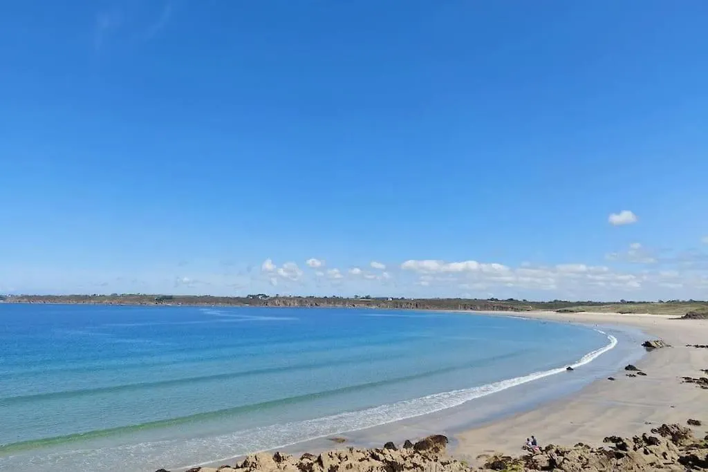 Belle Vue Pointe St Mathieu Avec Piscine Chauffee, 100 M Plage Et Gr34 Le Conquet 0*,  France