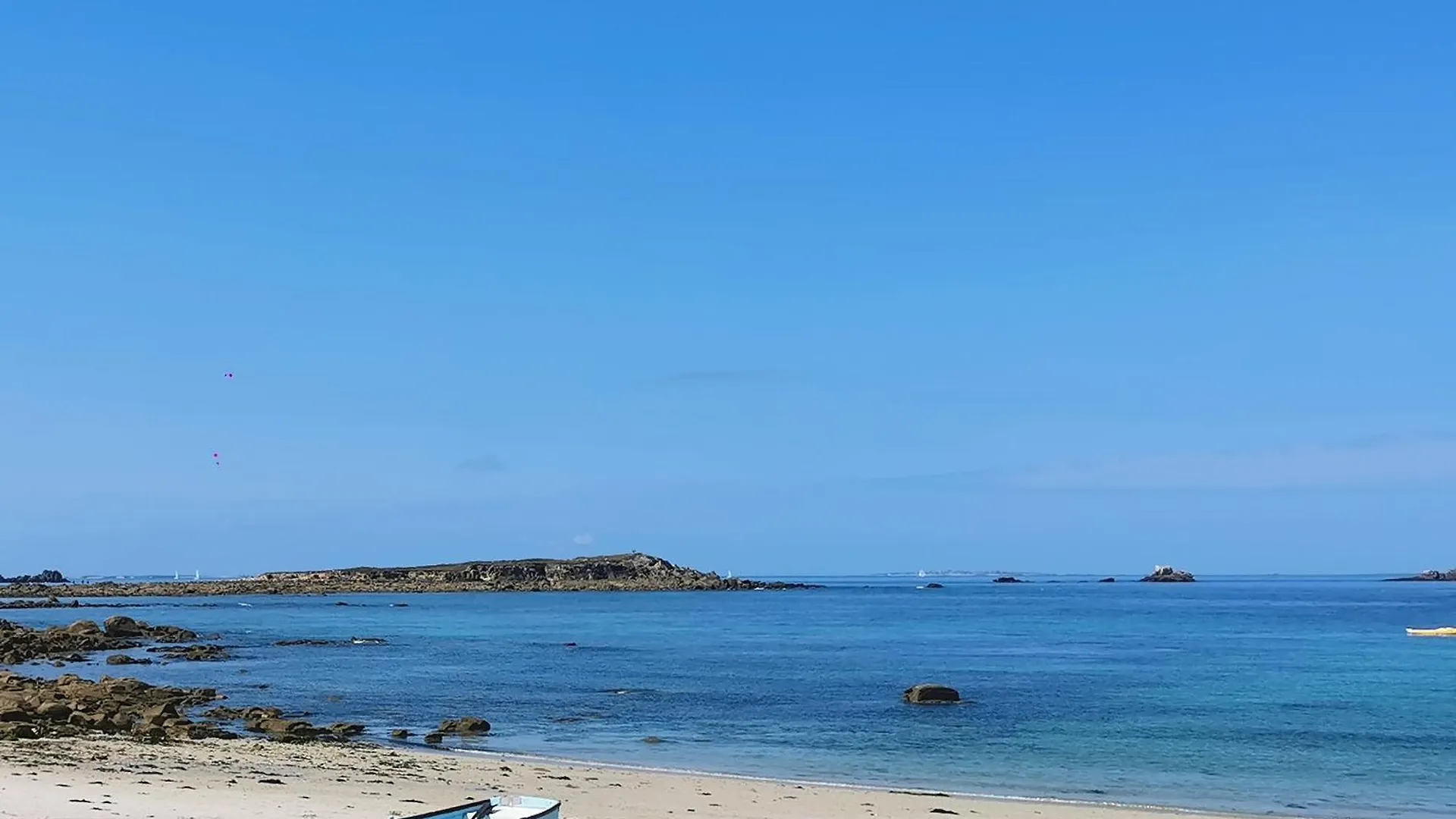 Belle Vue Pointe St Mathieu Avec Piscine Chauffee, 100 M Plage Et Gr34 Le Conquet 0*,  France
