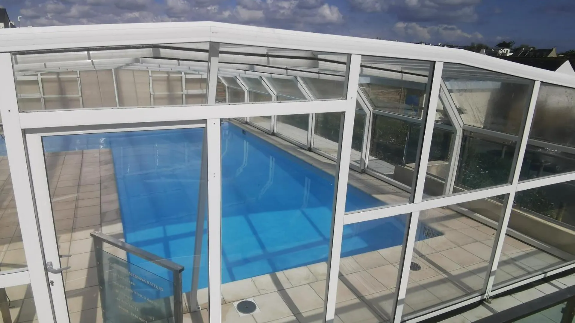 Belle Vue Pointe St Mathieu Avec Piscine Chauffee, 100 M Plage Et Gr34 Le Conquet Holiday home